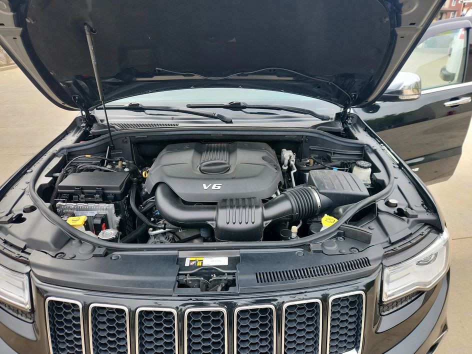 2015 Jeep Grand Cherokee Image 9