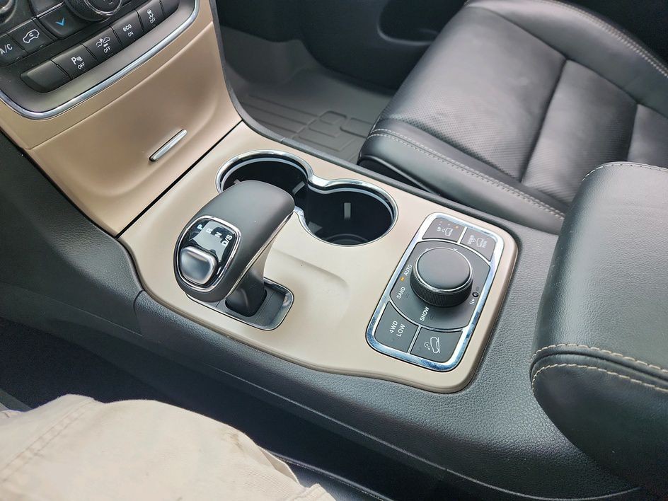 2015 Jeep Grand Cherokee Image 18