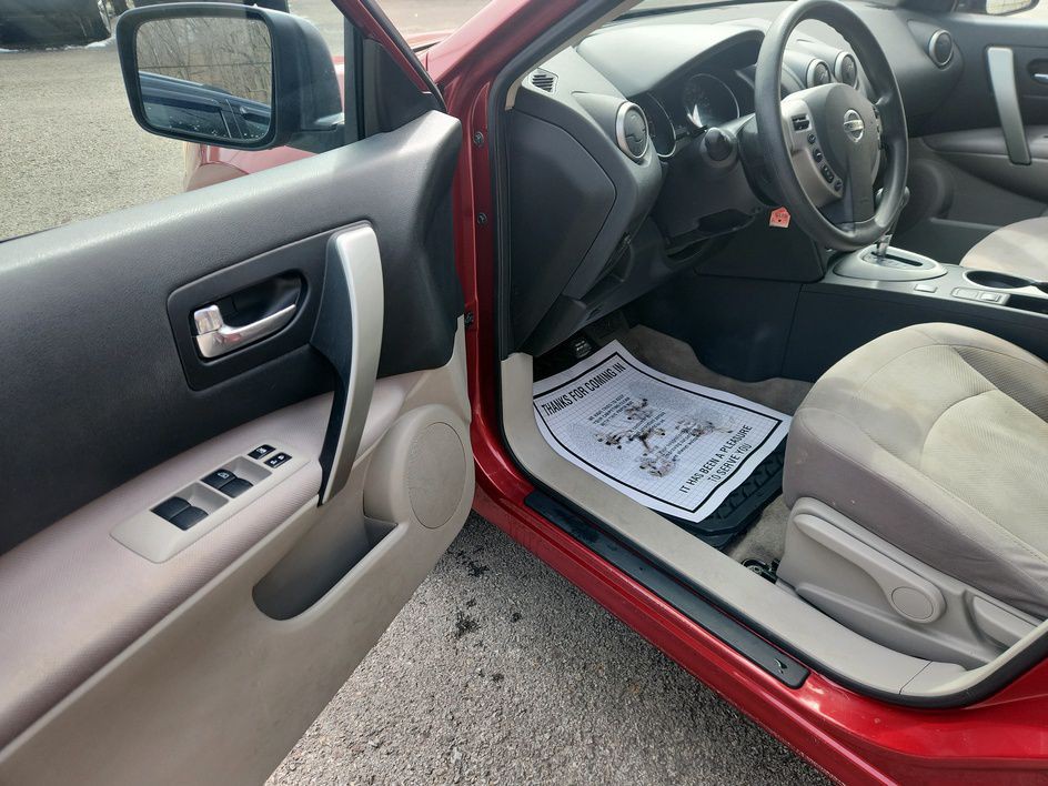 2013 Nissan Rogue Image 10