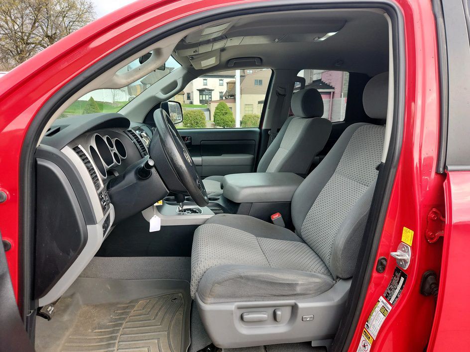 2011 Toyota Tundra Image 13