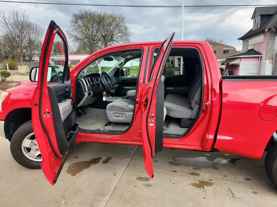 2011 Toyota Tundra Image 14