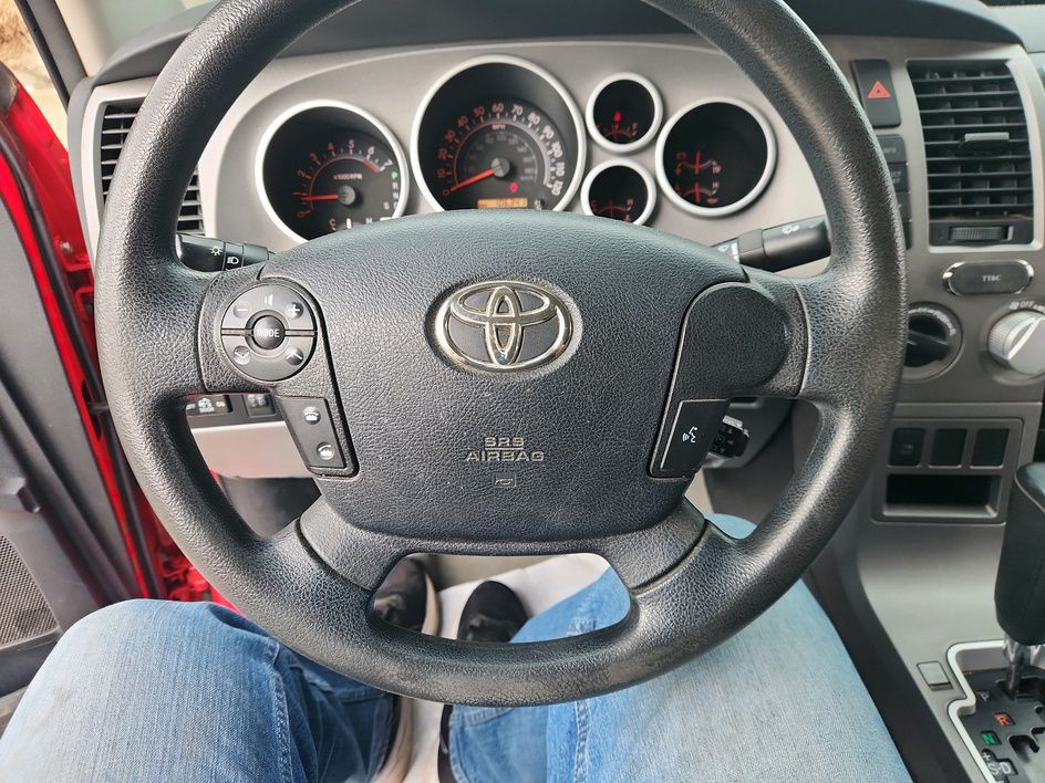 2011 Toyota Tundra Image 17