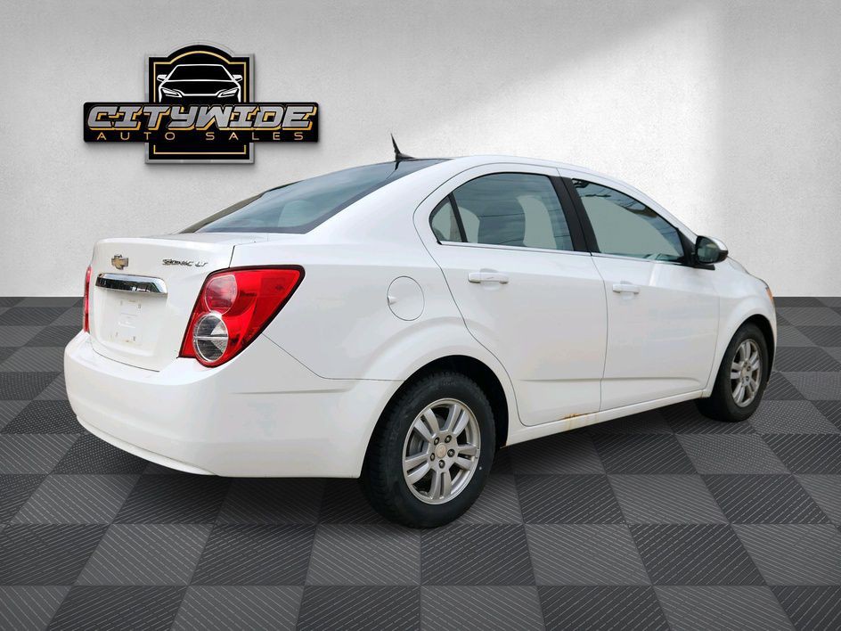 2012 Chevrolet Sonic Image 7