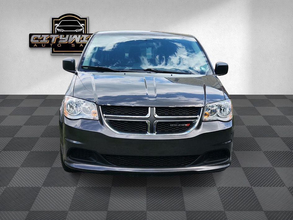 2016 Dodge Grand Caravan Image 2