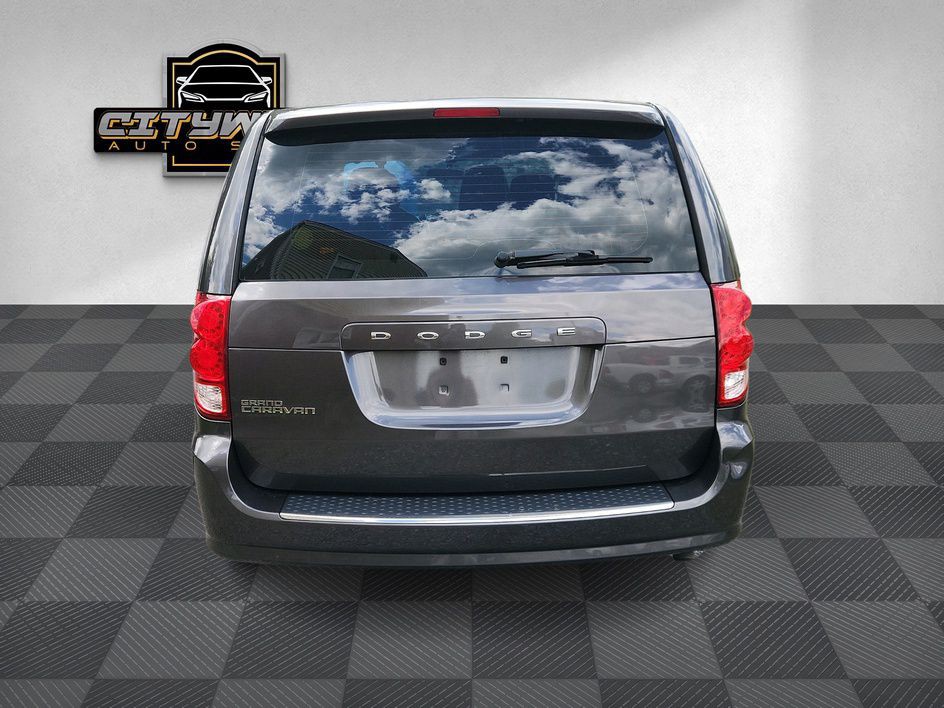 2016 Dodge Grand Caravan Image 6