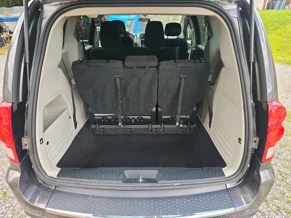 2016 Dodge Grand Caravan Image 10