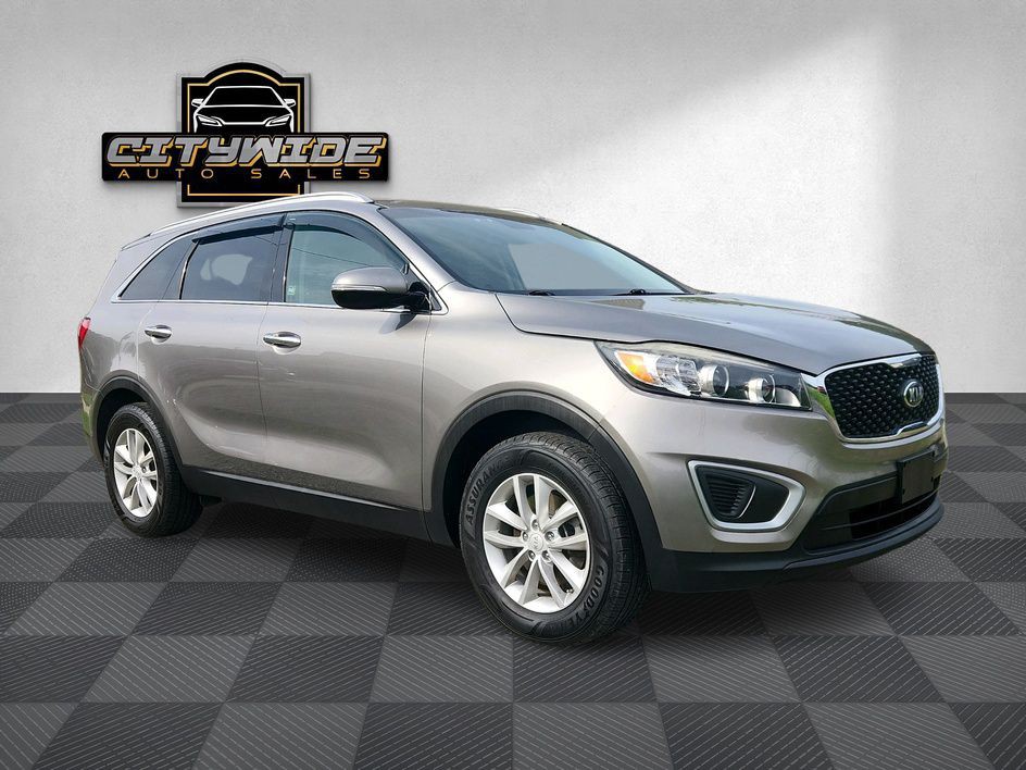 2018 Kia Sorento Image 1