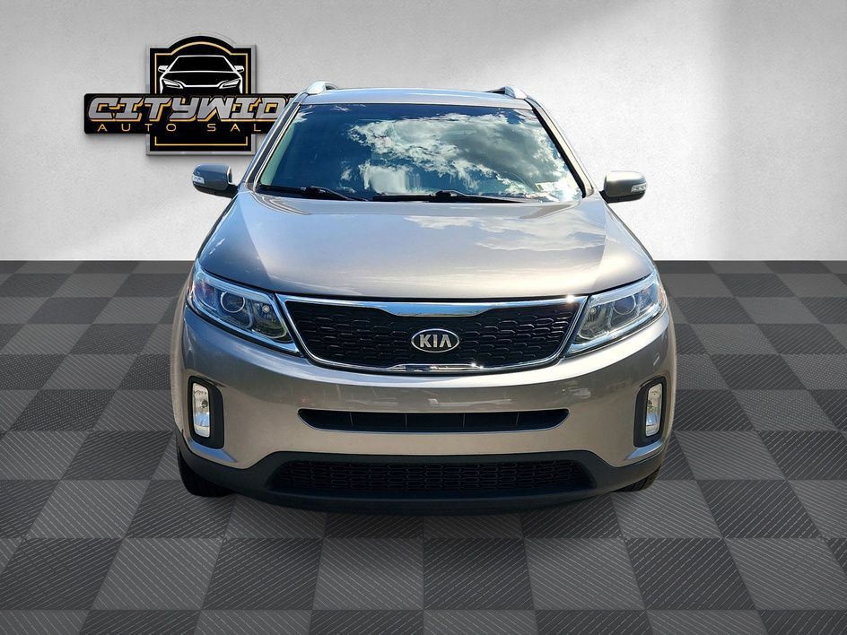 2014 Kia Sorento Image 2