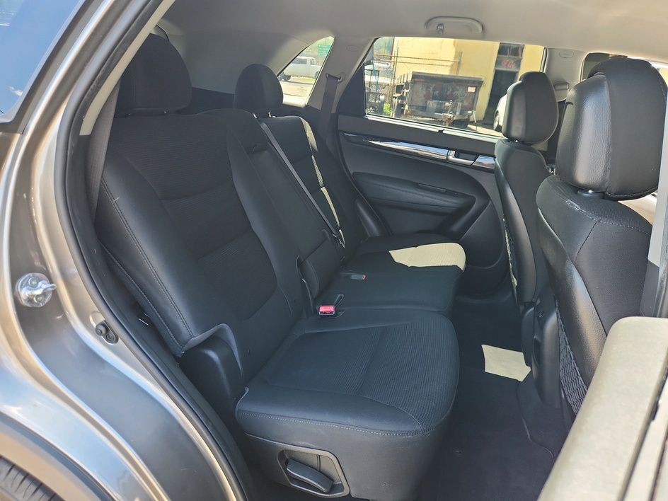 2014 Kia Sorento Image 13