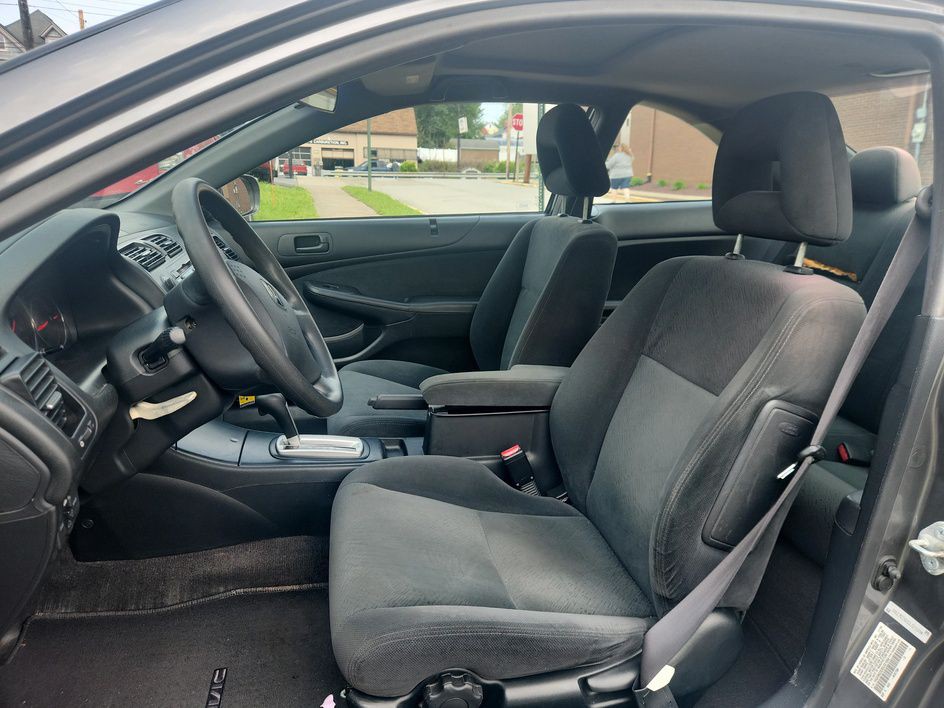2005 Honda Civic Image 10