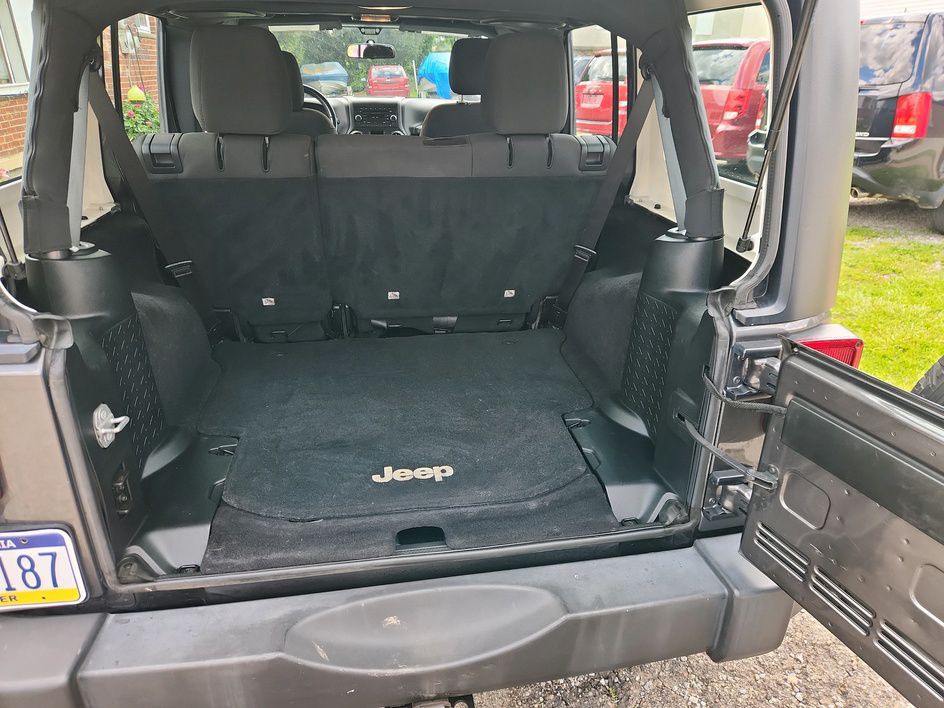 2017 Jeep Wrangler Unlimited Image 17