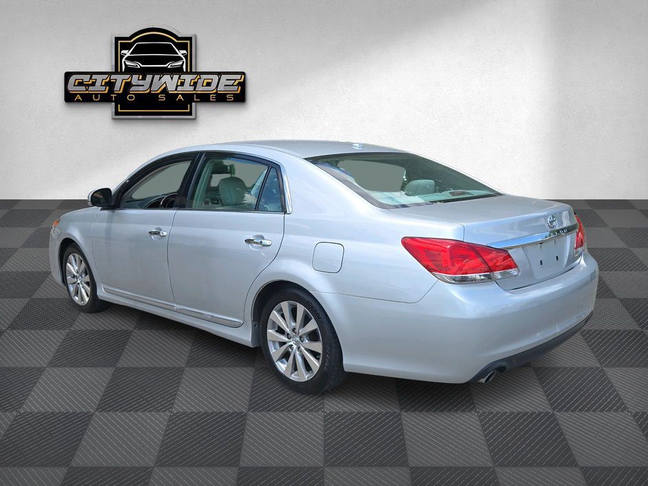 2012 Toyota Avalon Image 5