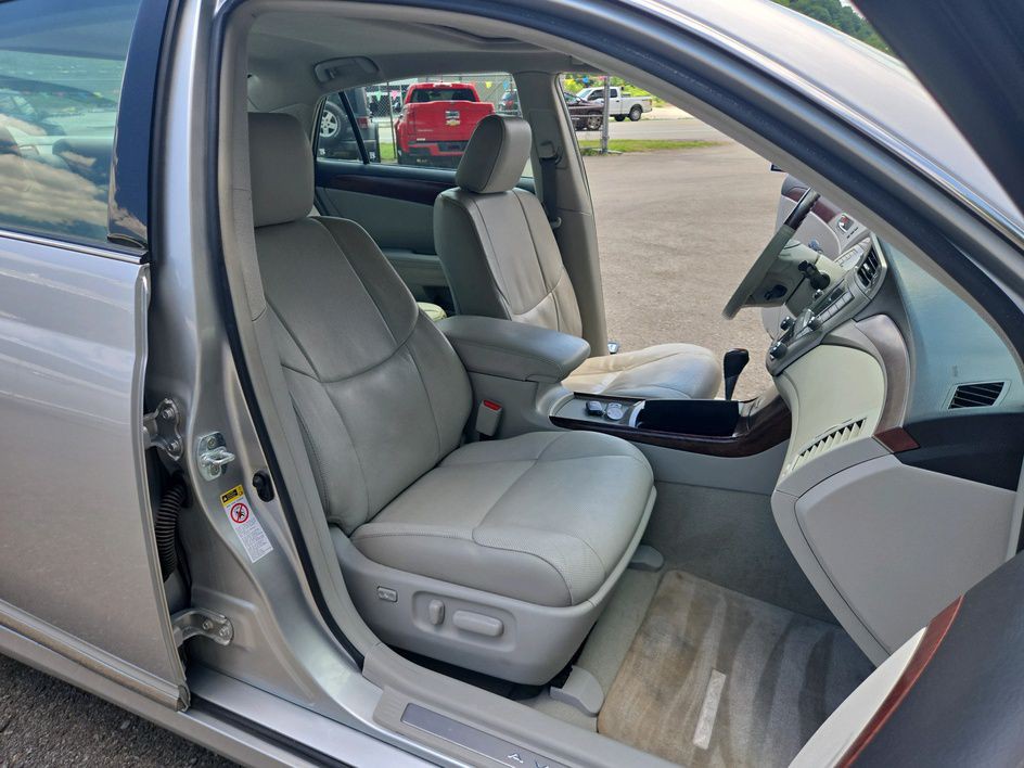 2012 Toyota Avalon Image 15