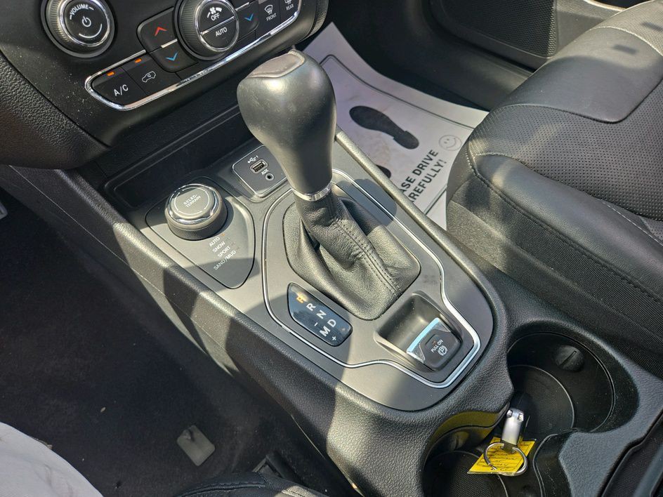 2021 Jeep Cherokee Image 15