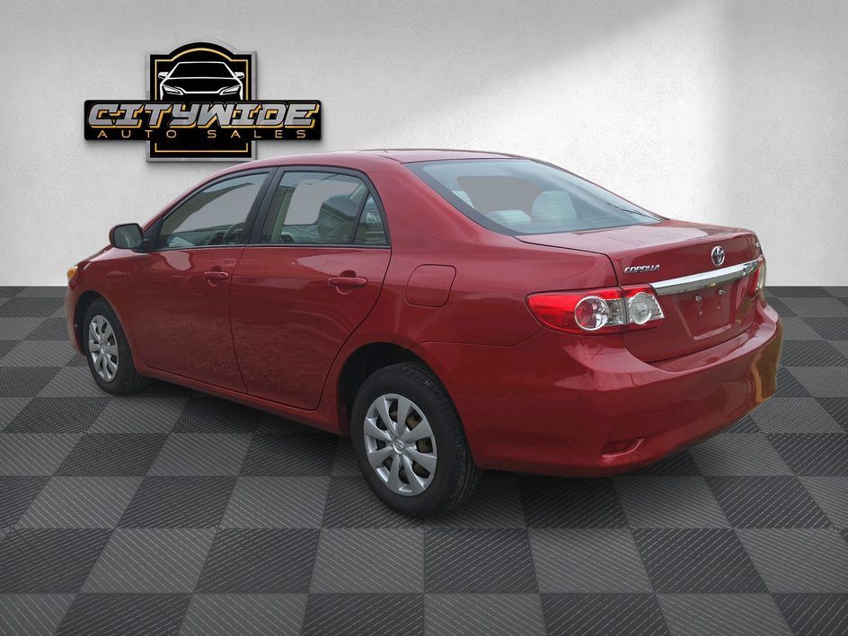 2011 Toyota Corolla Image 5