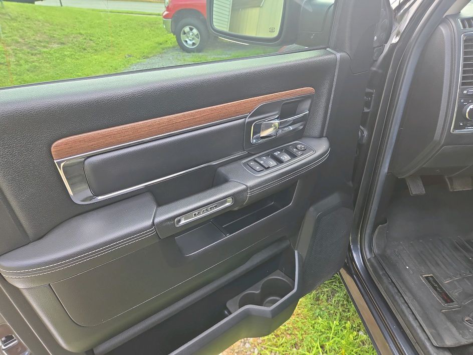 2016 RAM 1500 Image 11