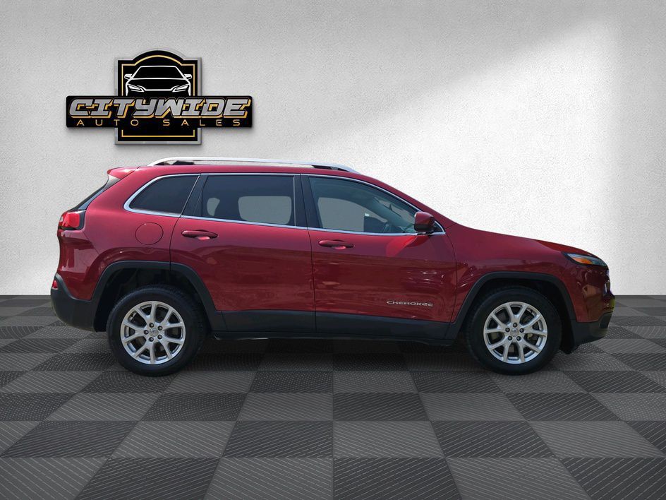 2016 Jeep Cherokee Image 8