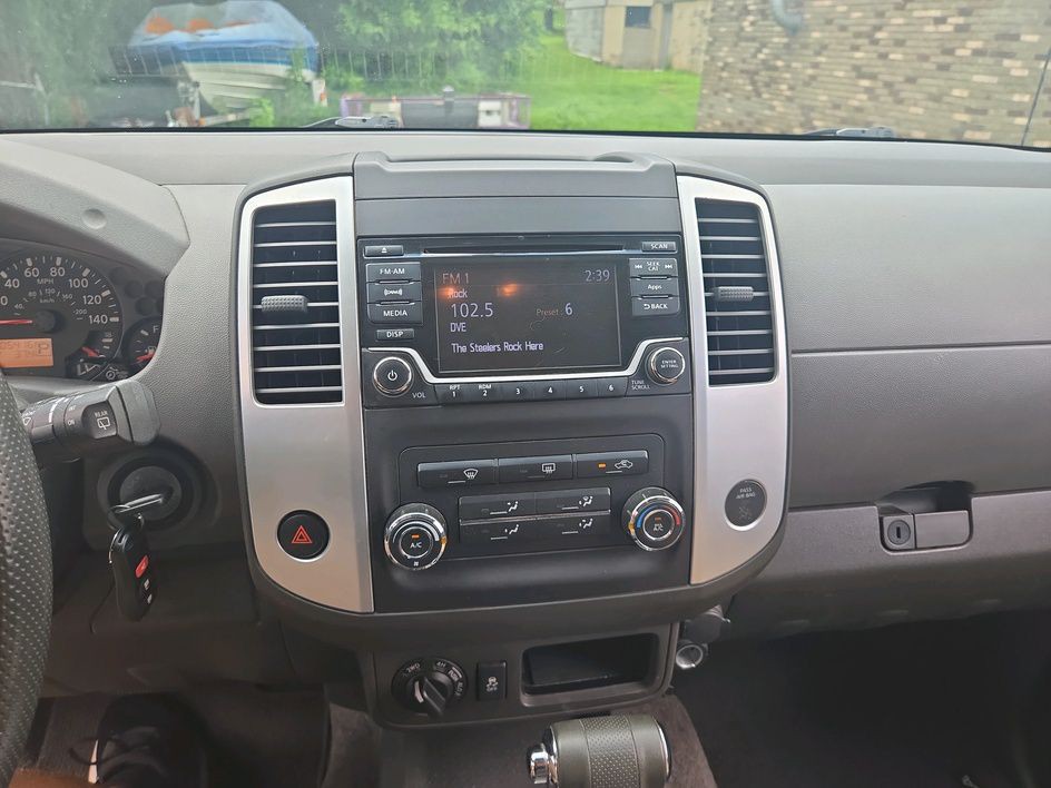 2015 Nissan Xterra Image 15