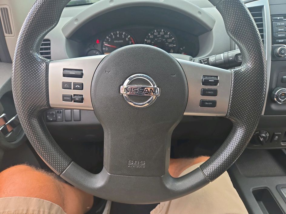 2015 Nissan Xterra Image 16