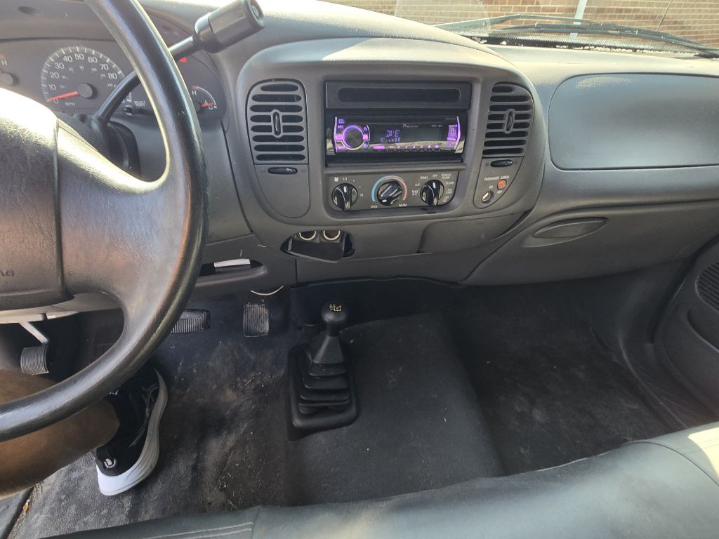 2002 Ford F-150 Image 14