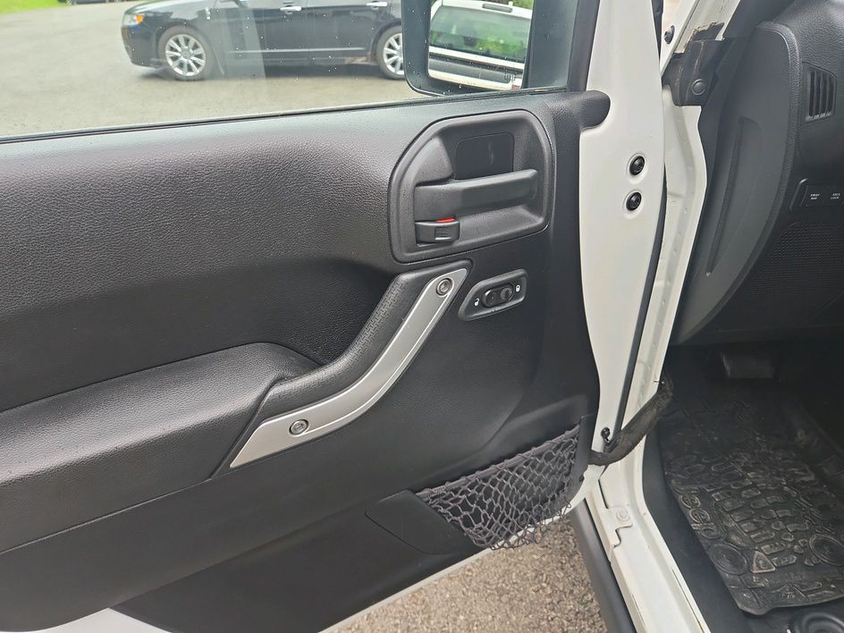 2015 Jeep Wrangler Unlimited Image 11
