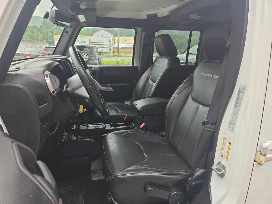 2015 Jeep Wrangler Unlimited Image 12