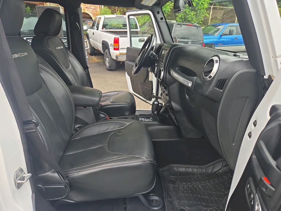 2015 Jeep Wrangler Unlimited Image 14