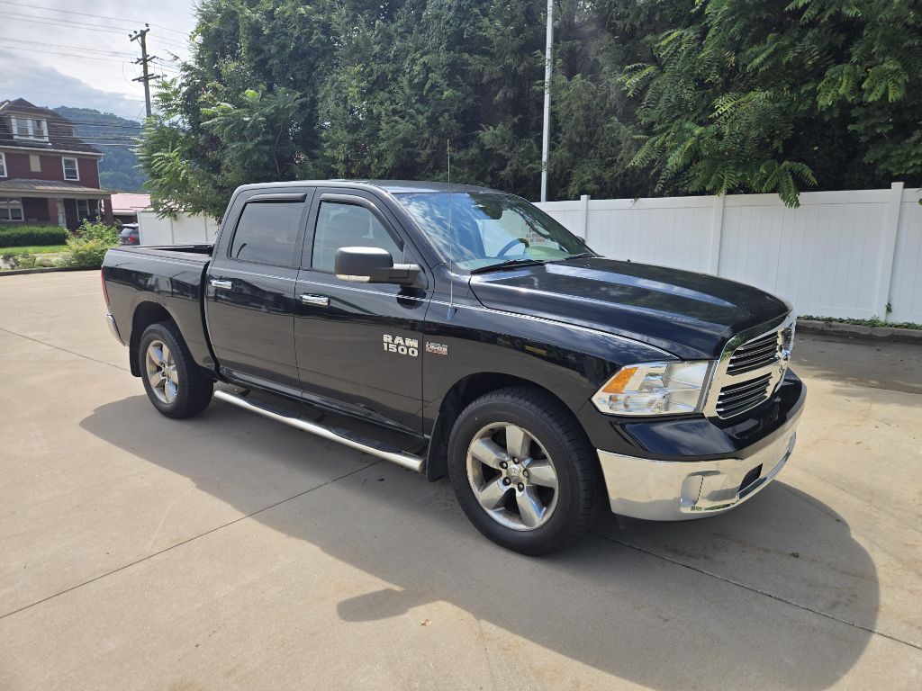 2014 RAM 1500 Image 2