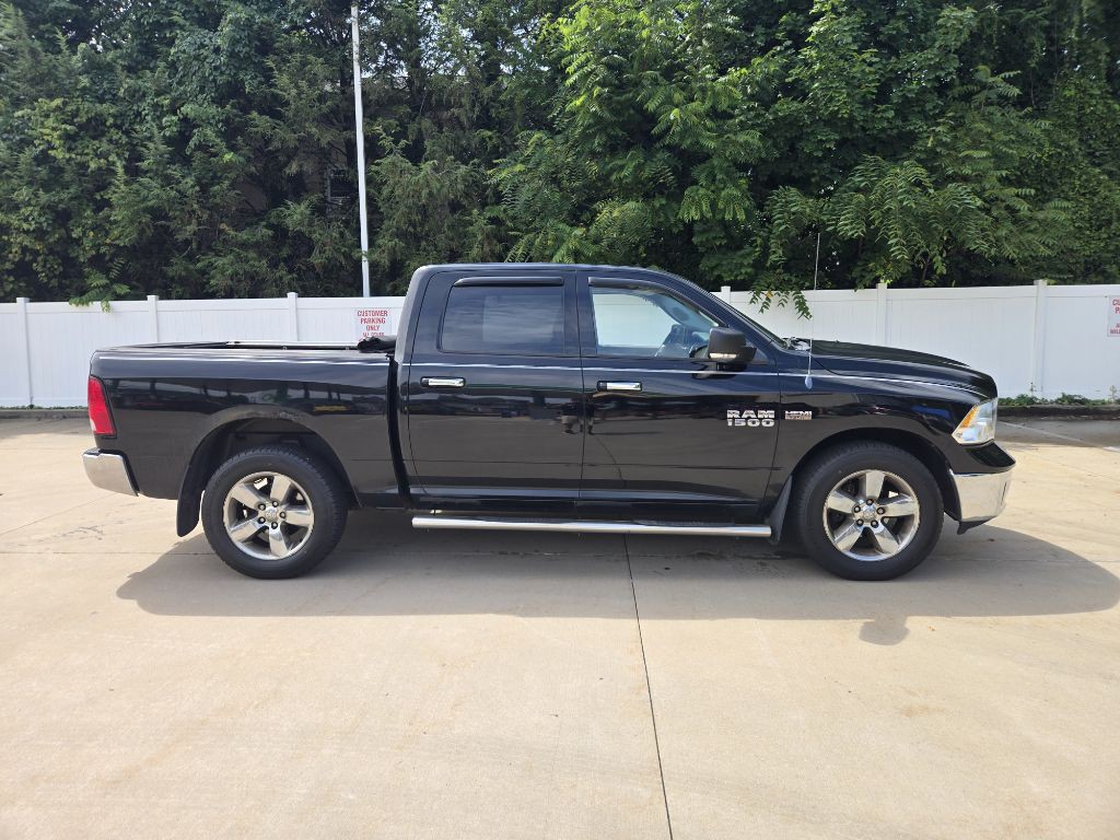 2014 RAM 1500 Image 3