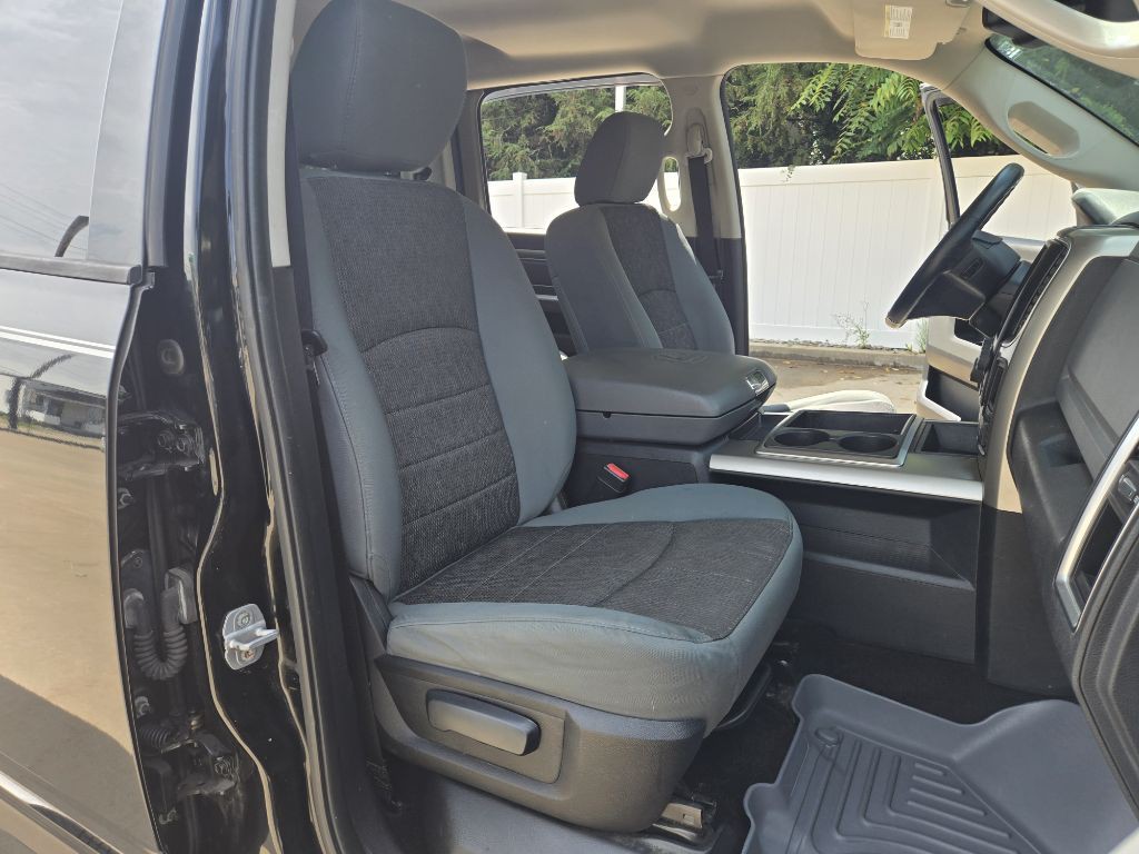 2014 RAM 1500 Image 14