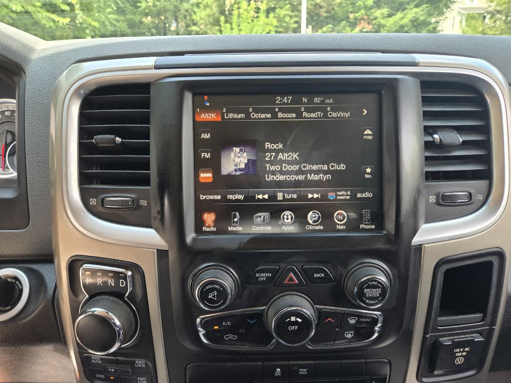 2014 RAM 1500 Image 17