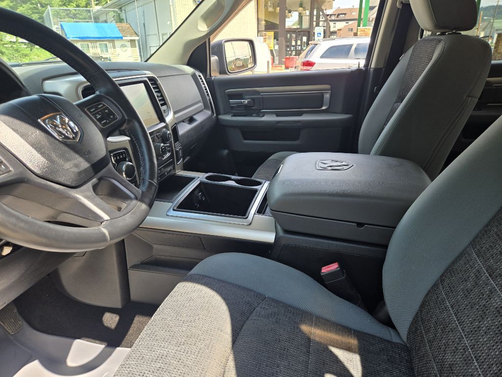 2014 RAM 1500 Image 23