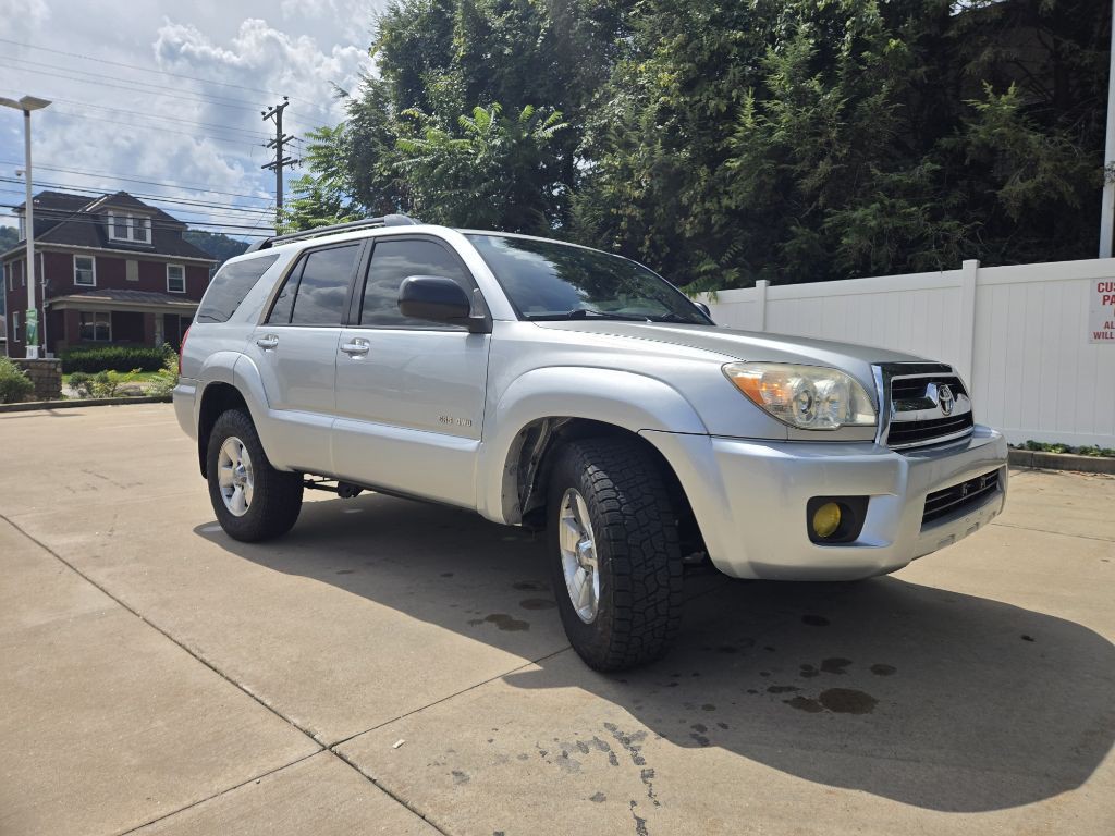 2007 Toyota 4Runner Image 2