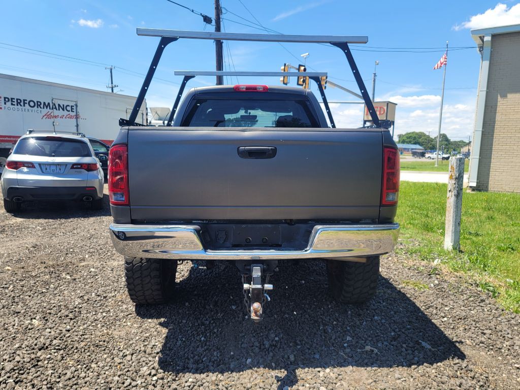 2005 Dodge Ram 2500 Image 2