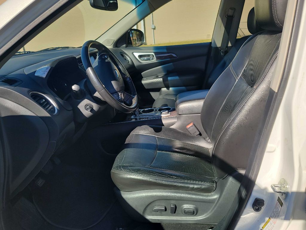 2013 Nissan Pathfinder Image 8
