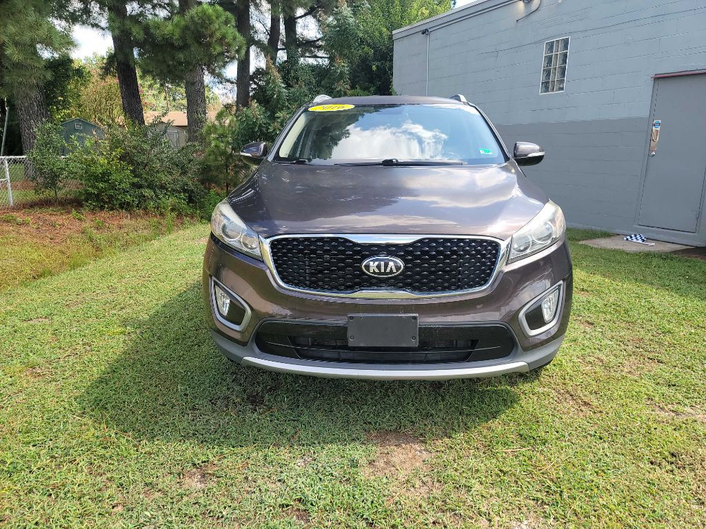 2016 Kia Sorento Image 2