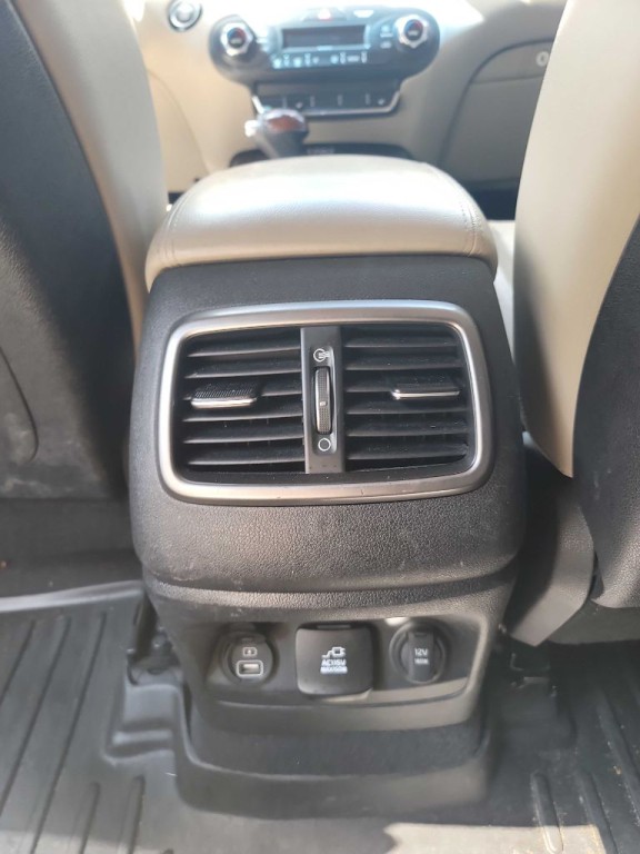 2016 Kia Sorento Image 12