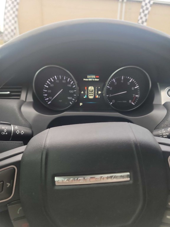 2012 Land Rover Range Rover Evoque Image 6