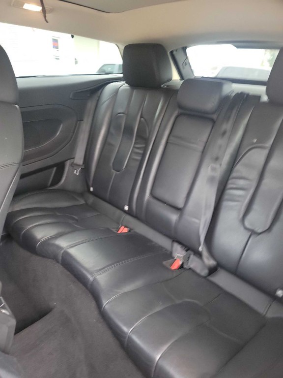 2012 Land Rover Range Rover Evoque Image 12