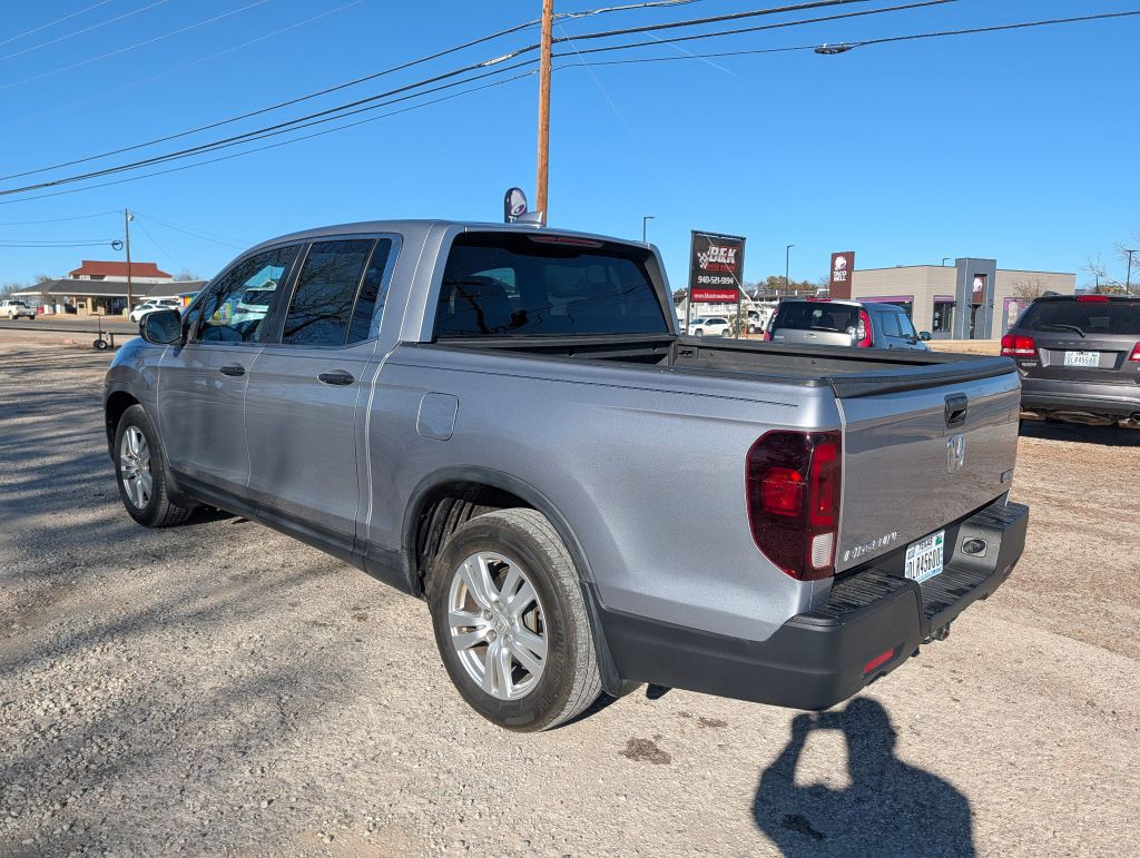 2019 Honda Ridgeline Image 4