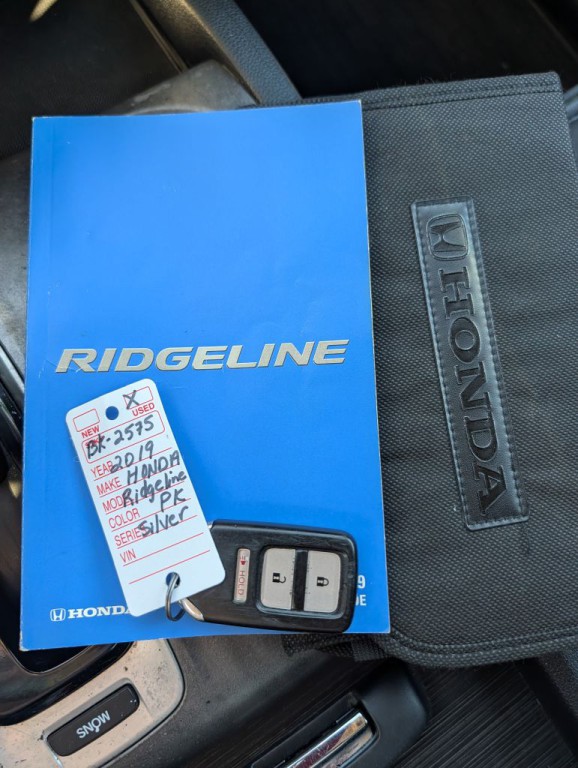 2019 Honda Ridgeline Image 19