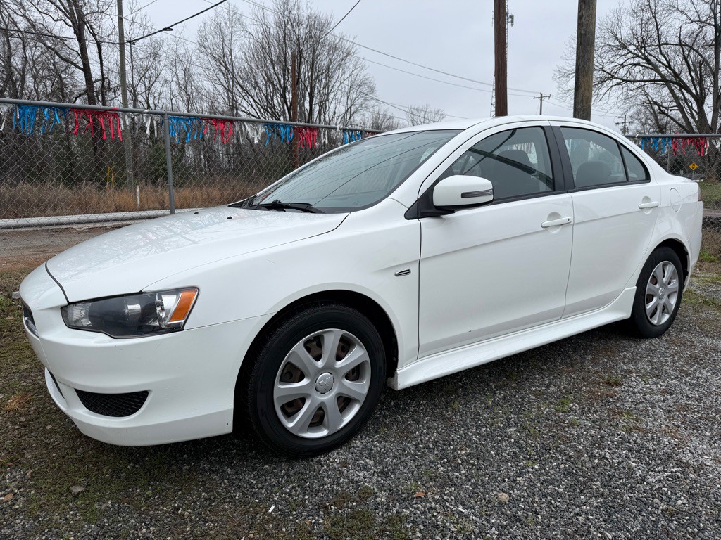 2015 Mitsubishi Lancer Image 1