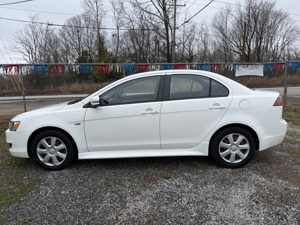 2015 Mitsubishi Lancer Image 2