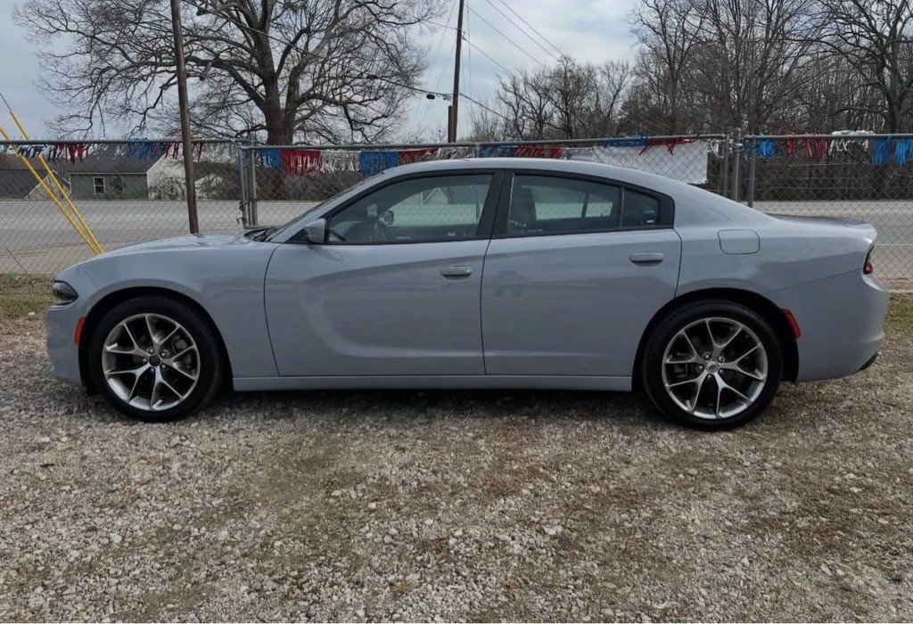 2022 Dodge Charger Image 2