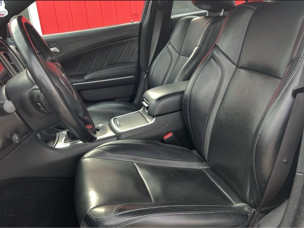 2022 Dodge Charger Image 9