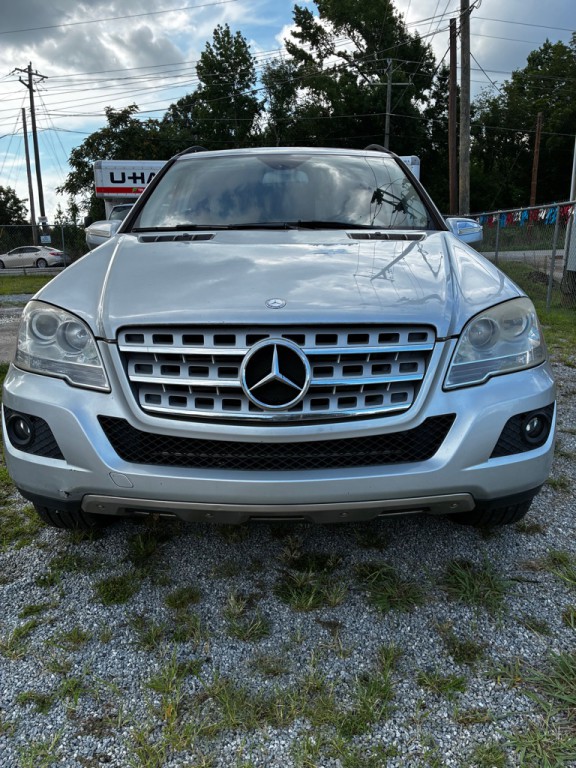 2009 Mercedes-Benz M-Class Image 8