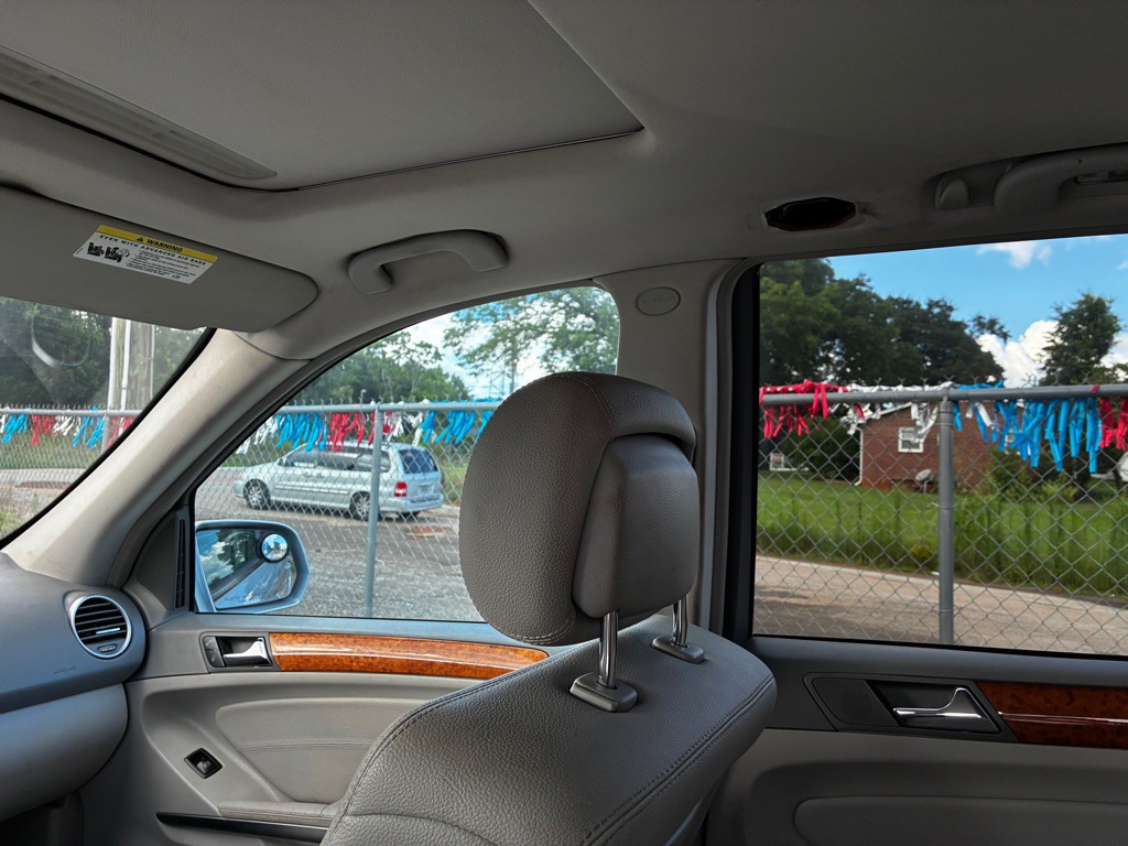 2009 Mercedes-Benz M-Class Image 13