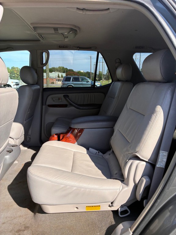 2007 Toyota Sequoia Image 9
