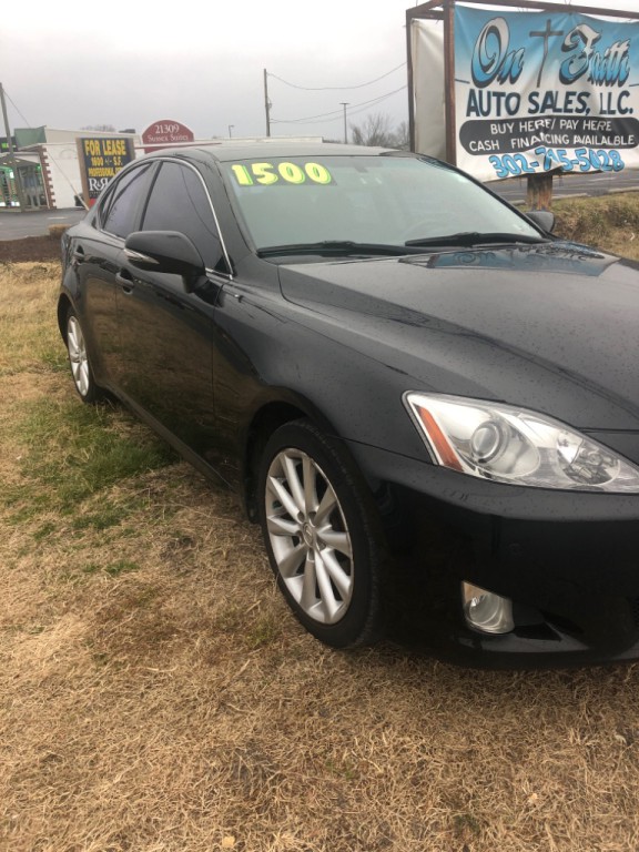 2009 Lexus IS Image 3