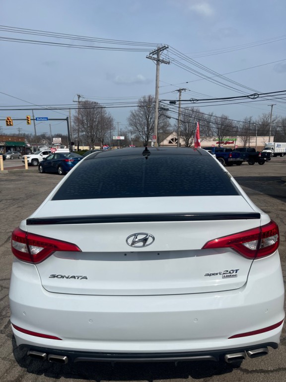 2015 Hyundai Sonata Image 4